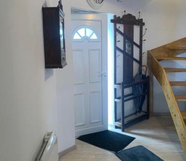 Ygrande House | Le Gite du Sabotier