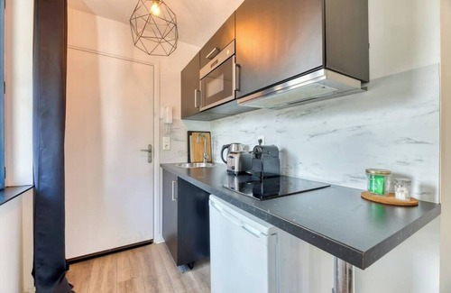 Quartier Pasteur Apartment | Le Golden Black à Rouen !