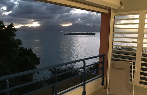 L'Houezel Apartment | Le Gosier: Cozy T3 Duplex - Stunning Views