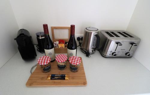 Opaki Bed & Breakfast | Le Grá Vineyard and Winery