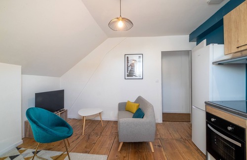 Tarbes Apartment | Le Grand Arsenal - Three Bedroom Apartment, Sleeps 6