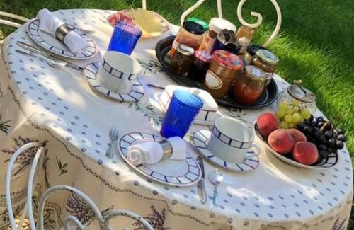 Crecy-en-Brie Bed & Breakfast | Le Grand Barrois