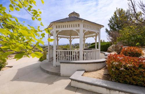 Temecula Villa | Le Grand Bleu by AvantStay Luxury Hilltop Estate