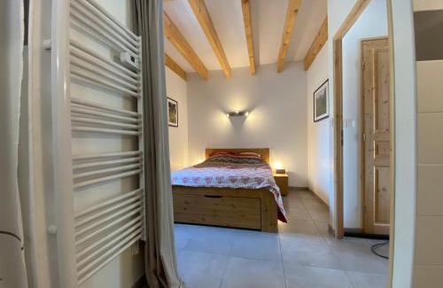 Clarac House | Le grand bleu