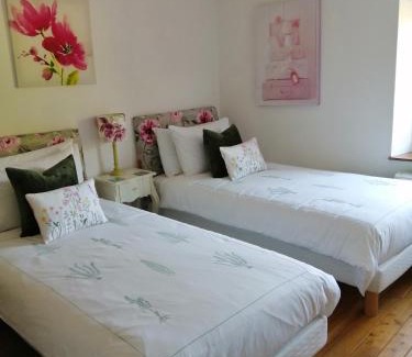 Montcaret Bed & Breakfast | Le Grand Chemin de La Vie