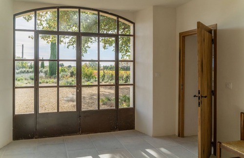 Cairanne House | Le Grand Chêne: Former winegrowing estate with Confort Moderne