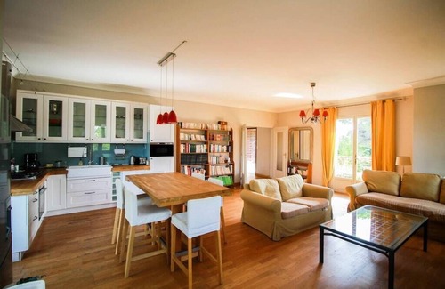 Castelnau-le-Lez Cottage | Le Grand Gîte du Golf 130m², 3 bedrooms, 2 terraces on the Castelnau Golf course