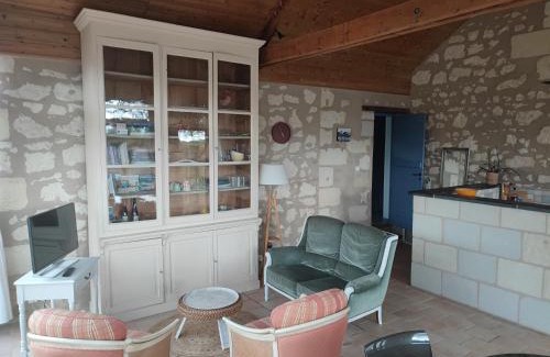 Longue-Jumelles House | le grand pré
