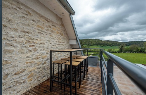 Sancey-le-Grand Apartment | LE Grenier DU Jean