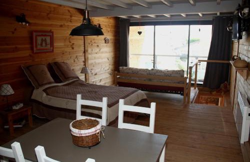 Savas-Mepin Apartment | LE GRENIER