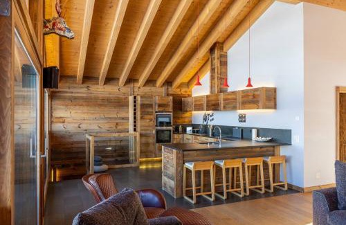 Saint-Pierre-de-Clages Apartment | Le Grimpeur, Mer de Glace Spa Access, 50m from ski lift