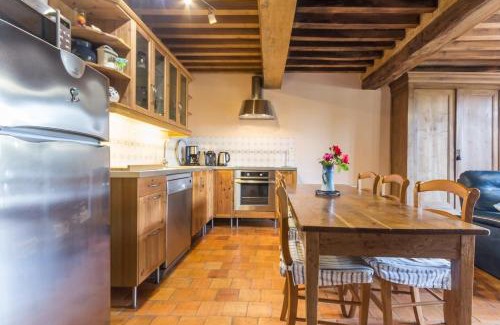 Lormes House | Le Gros Louis