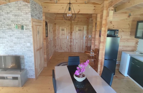 Montferrand-du-Perigord Ski Chalet | Le Hameau des Champs Chalet N°2