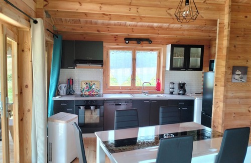 Montferrand-du-Perigord Ski Chalet | Le Hameau des Champs Chalet N°2