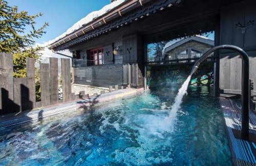 Courchevel Ski Chalet | Le Hameau de Marcandou