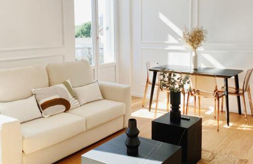Deols Apartment | Le Haussmann ⸱ Stationnement gratuit ⸱ Fibre