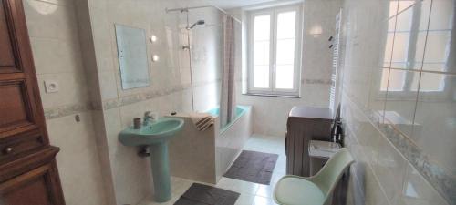 Fumay House | Le haut clocher