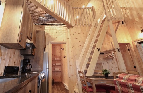 Shannon Ski Chalet | Le Huard Chalet au Bord de L'eau Avec spa
