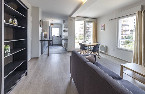 Les Hauts de Saint-Aubin Apartment | Le Jane Addams - T2 calme avec balcon