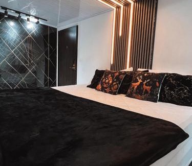 Santa Barbara Other | Le Jardin d A