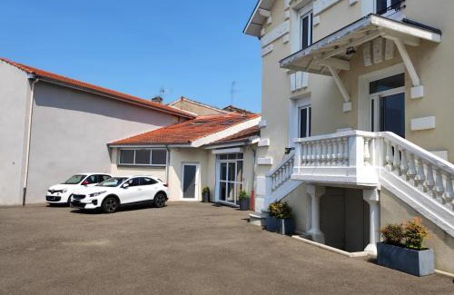 Saint-Priest-en-Jarez Apartment | Le Jardin d Ambroise
