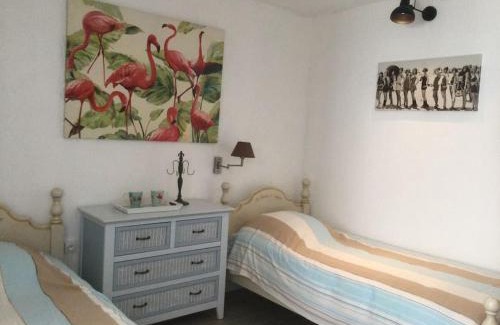 Villeneuve Loubet Beach Apartment | Le jardin de la mer, plage, jardin, parking , vélos