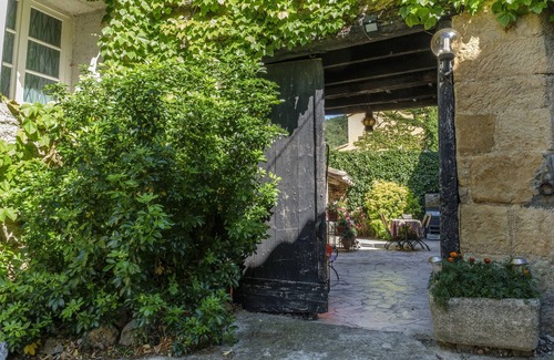 Sougraigne House | Le jardin de la sals Bed and Breakfast