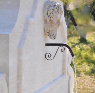 Chateaurenard Bed & Breakfast | Le Jardin des Amandiers