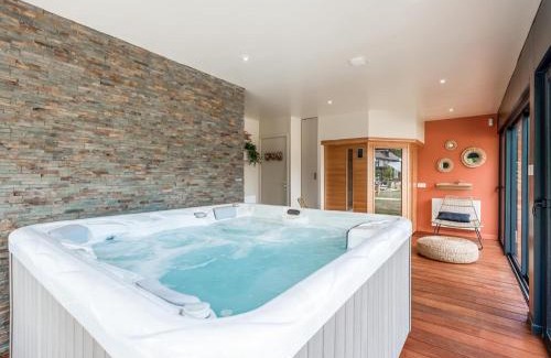 Fourmetot House | Le Jardin des Hespérides - Piscine intérieure, Jacuzzi et Sauna