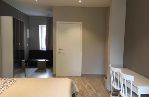 Jambes Hotel | Le Jardin du Thé Bord de la Meuse