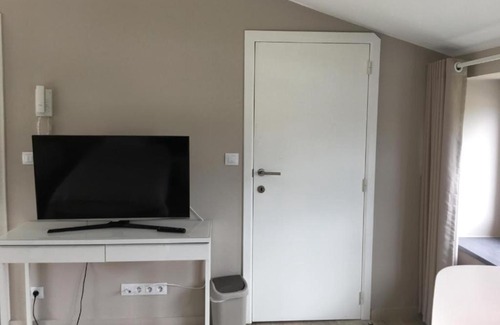 Jambes Hotel | Le Jardin du Thé Bord de la Meuse