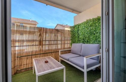Saint-Julien-en-Genevois Apartment | Le Jardin de l'Atrium - Appartement moderne proche de Genève et Palexpo