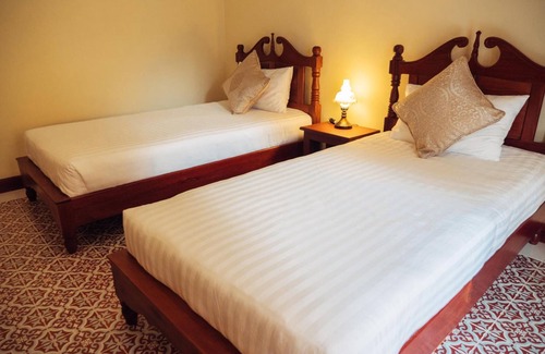 Pakse Hotel | Le Jardin Hotel De Pakse