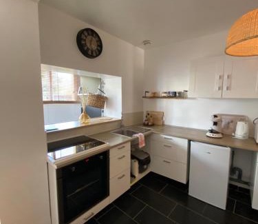 Bleriot-Plage Apartment | Le jardin secret