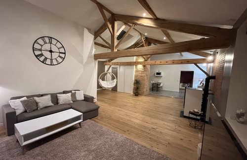 Lombez House | Le jardin secret Gîte&SPA 4*, relaxation in the heart of the Gers