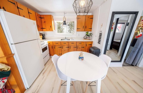 Montmagny Regional County Municipality House | Le Jardin | Spa & River view