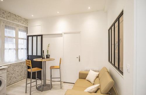Old Town Apartment | Le Joli Patio - Parking Inclus - Hypercentre