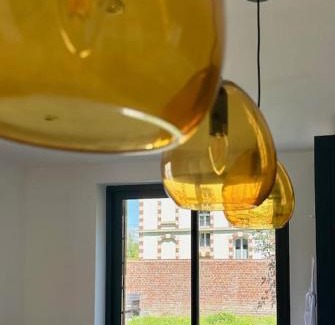 Pierrefonds Villa | Le Lampadaire du Martreuil