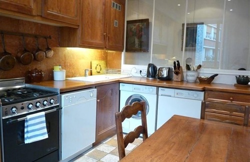 Val-de-Grace Apartment | Le Latin : Charm, Elegance, Comfort, Latin Quarter/Left Bank