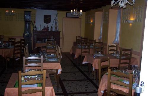 Vallon-en-Sully Hotel | le lichou