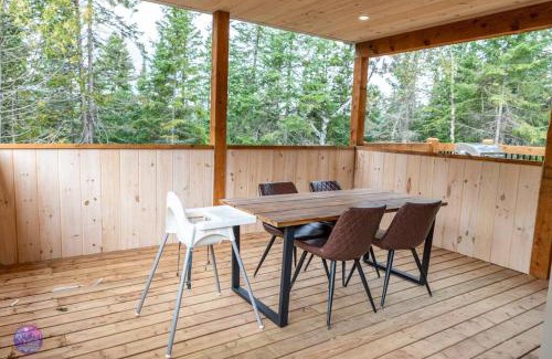 Notre-Dame-de-la-Merci Ski Chalet | Le lion-SPA&Sauna,Billard&Arcade
