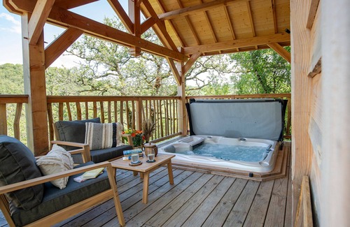 Saint-Cernin Ski Chalet | Le Lodge De L'Orme - Quercy
