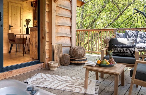 Saint-Cernin Ski Chalet | Le Lodge De L'Orme - Quercy