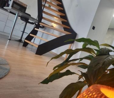 Profondeville House | Le Lodge du Rêvella