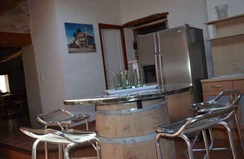 Laroque-des-Alberes Apartment | LE LOFT - 6-person apartment, air-conditioned, shared pool, Wifi