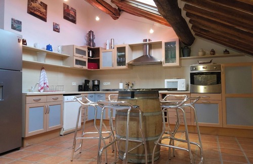 Laroque-des-Alberes Apartment | LE LOFT - 6-person apartment, air-conditioned, shared pool, Wifi