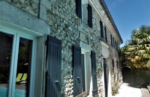 Saujon House | Le Logis du Breuil - Piscine privee