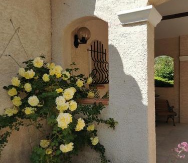Auriol Villa | Le Loriot