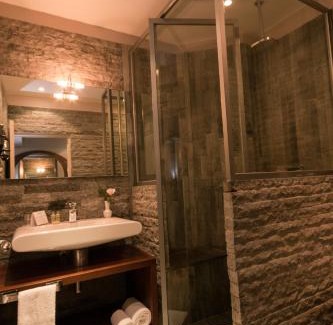 Antananarivo Avaradrano Hotel | Le Louvre Hotel & Spa