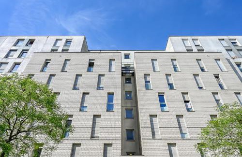 Rosny-sous-Bois Apartment | Le Luna - Studio - Near Paris - RER E - Metro 16